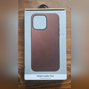 Modern Leather Case for iPhone 15 Pro Max - Brown